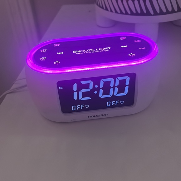 Alarm clock - Picture 5 of 9